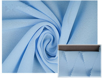 Tela azul clara suave 100% de la gasa del poliéster respirable para el vestido/los pantalones del verano