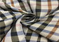 Hilado - cuadrados grandes teñidos 100% de la tela de la guarnición del poliéster para los trajes/viento - capa